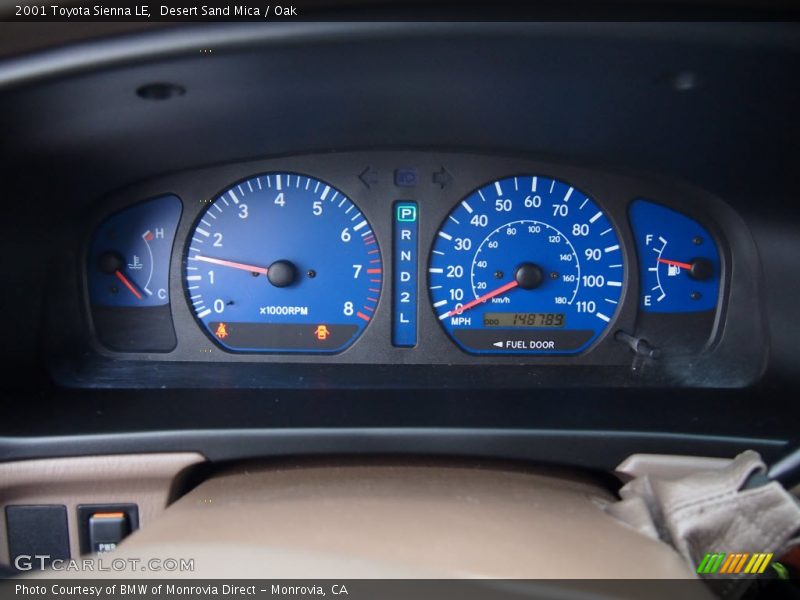 Desert Sand Mica / Oak 2001 Toyota Sienna LE