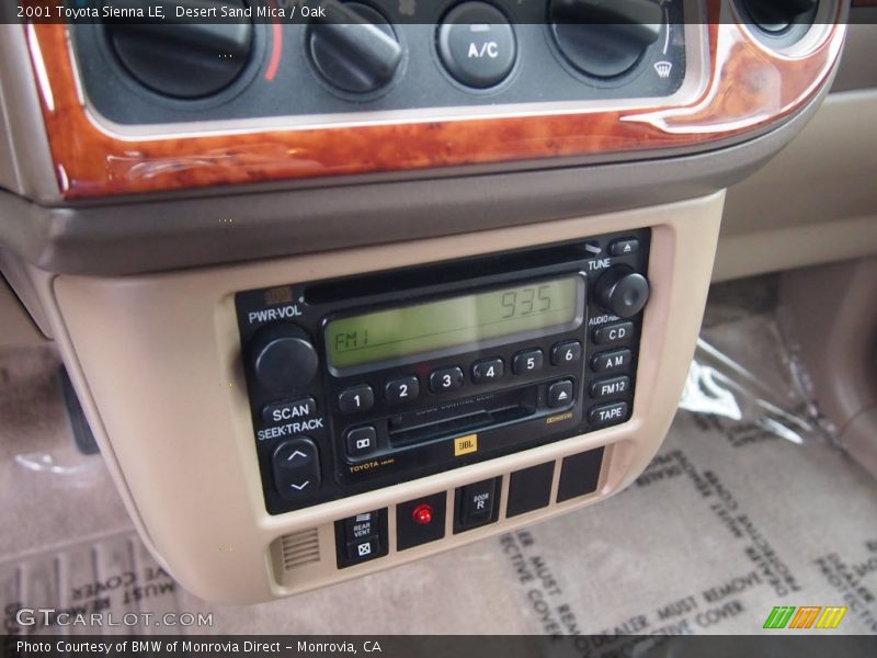 Desert Sand Mica / Oak 2001 Toyota Sienna LE