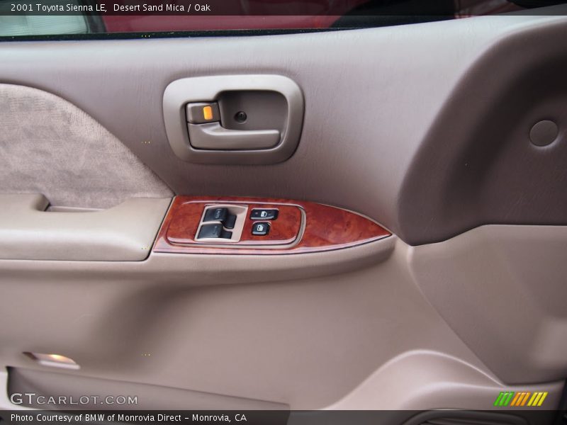 Desert Sand Mica / Oak 2001 Toyota Sienna LE