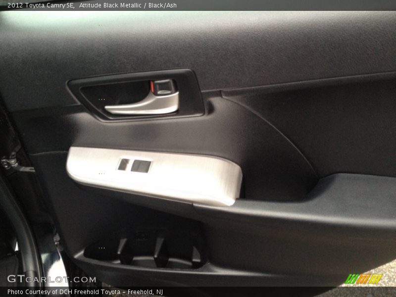 Attitude Black Metallic / Black/Ash 2012 Toyota Camry SE