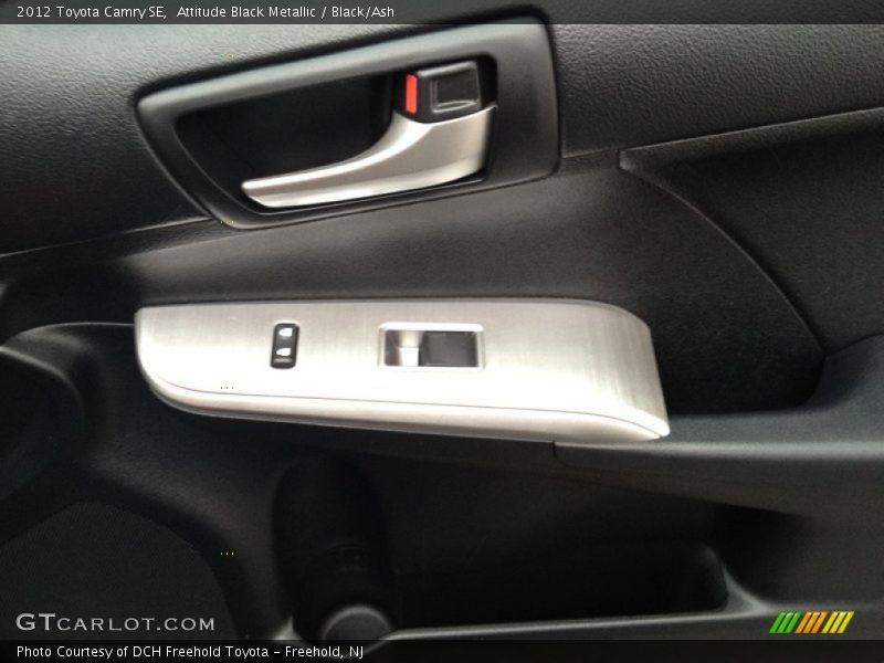 Attitude Black Metallic / Black/Ash 2012 Toyota Camry SE