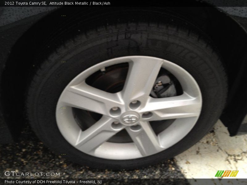 Attitude Black Metallic / Black/Ash 2012 Toyota Camry SE