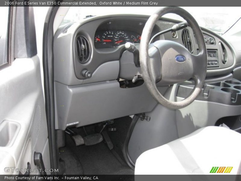 Oxford White / Medium Flint Grey 2006 Ford E Series Van E350 Commercial Extended
