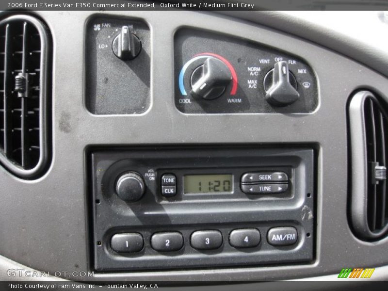 Oxford White / Medium Flint Grey 2006 Ford E Series Van E350 Commercial Extended
