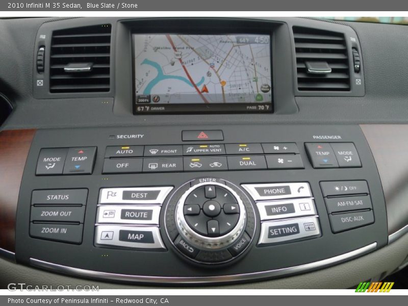 Controls of 2010 M 35 Sedan