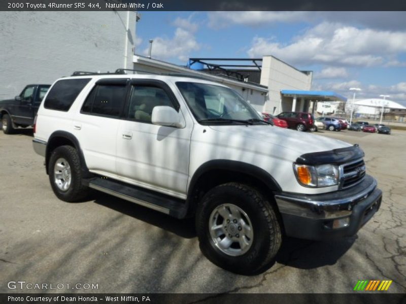 Natural White / Oak 2000 Toyota 4Runner SR5 4x4