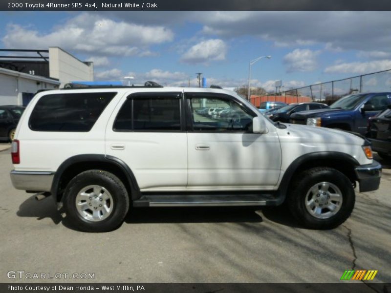 Natural White / Oak 2000 Toyota 4Runner SR5 4x4