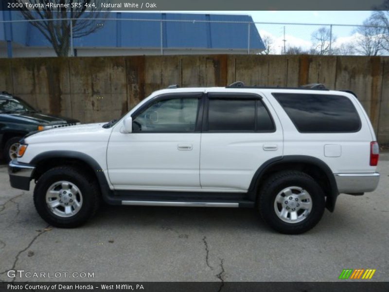 Natural White / Oak 2000 Toyota 4Runner SR5 4x4