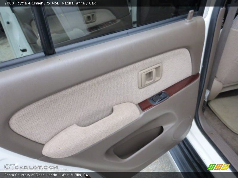 Natural White / Oak 2000 Toyota 4Runner SR5 4x4