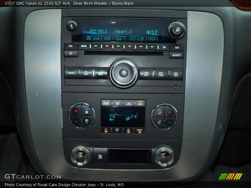 Silver Birch Metallic / Ebony Black 2007 GMC Yukon XL 1500 SLT 4x4