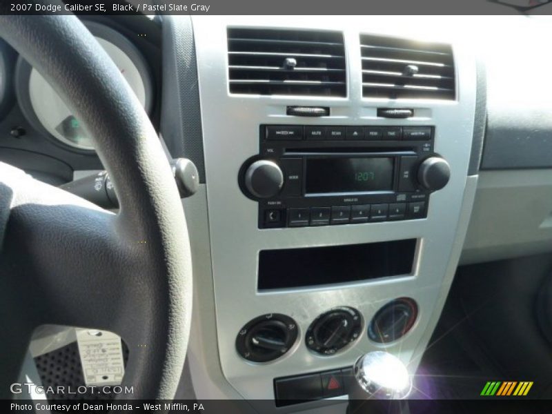 Black / Pastel Slate Gray 2007 Dodge Caliber SE