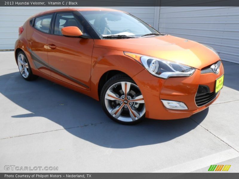 Vitamin C / Black 2013 Hyundai Veloster