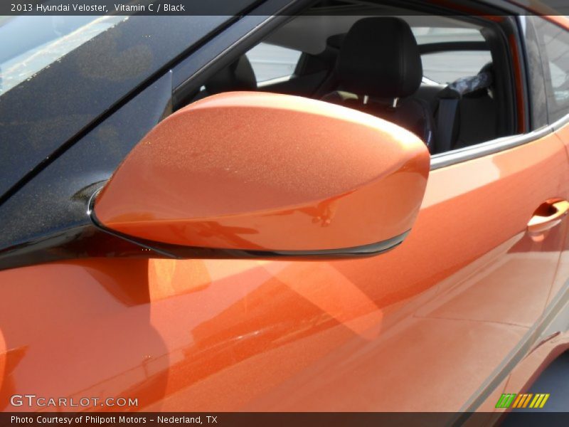 Vitamin C / Black 2013 Hyundai Veloster