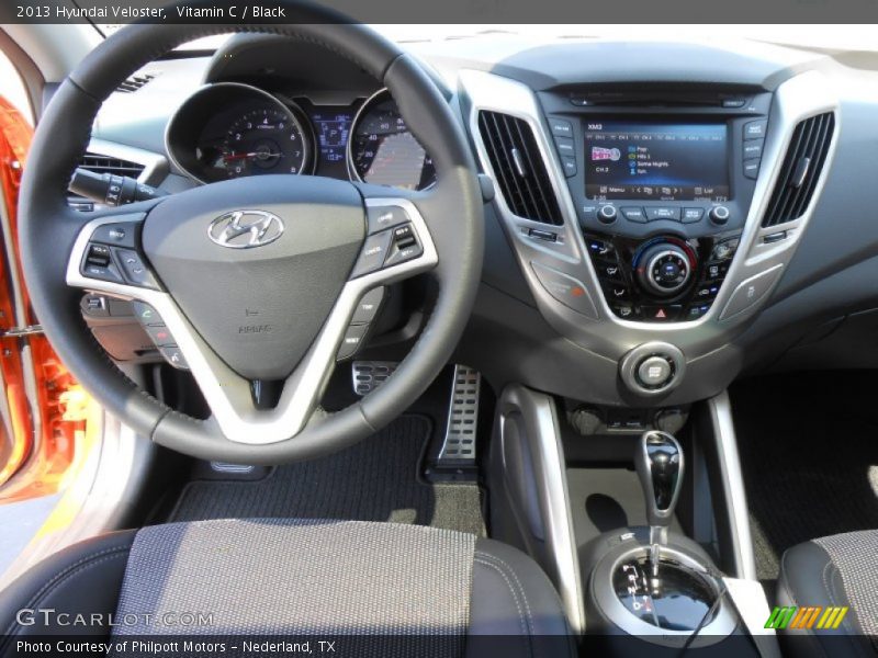 Dashboard of 2013 Veloster 