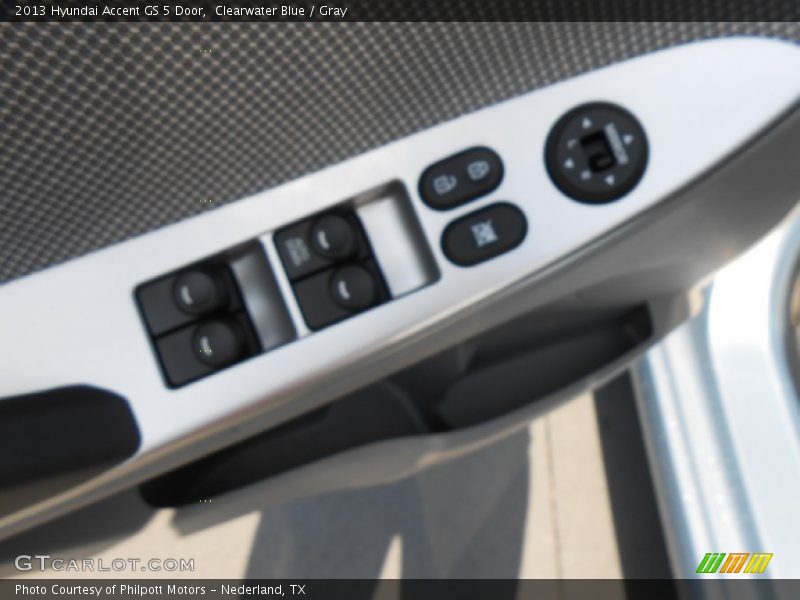 Clearwater Blue / Gray 2013 Hyundai Accent GS 5 Door