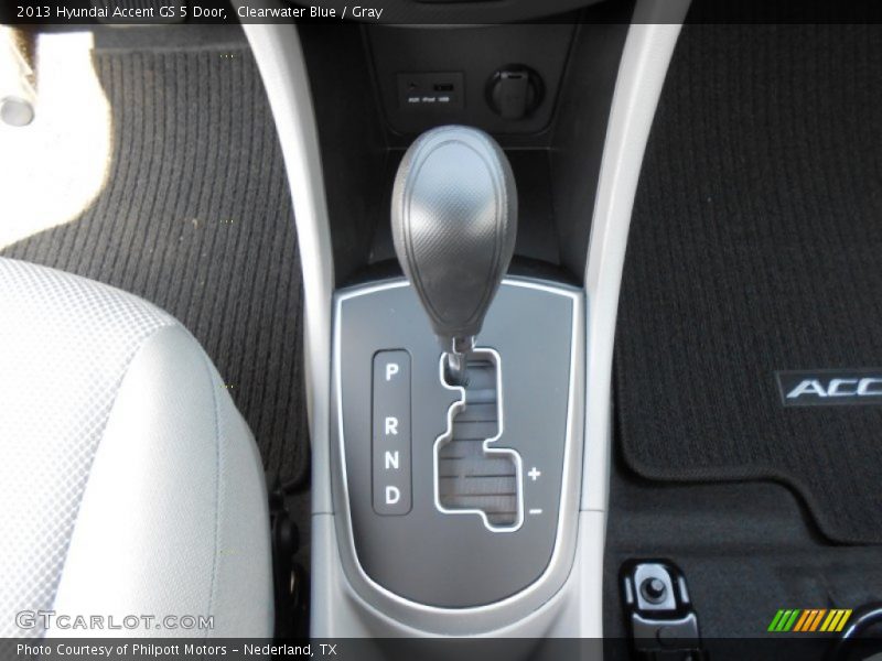 Clearwater Blue / Gray 2013 Hyundai Accent GS 5 Door