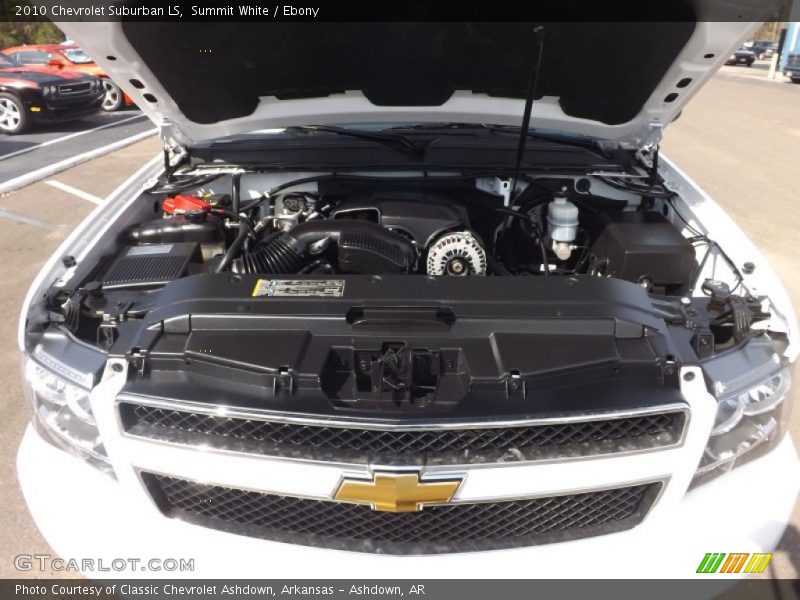 Summit White / Ebony 2010 Chevrolet Suburban LS