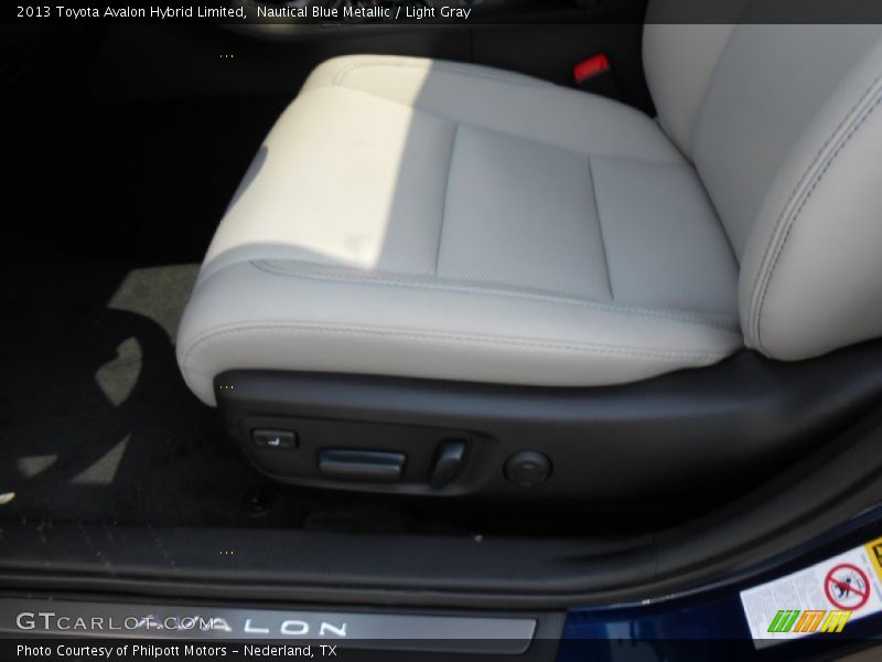 Nautical Blue Metallic / Light Gray 2013 Toyota Avalon Hybrid Limited