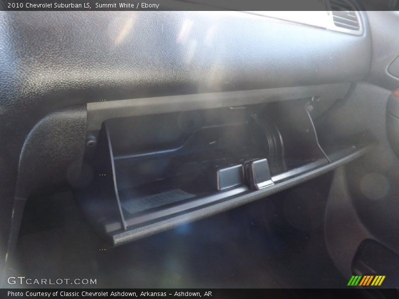 Summit White / Ebony 2010 Chevrolet Suburban LS