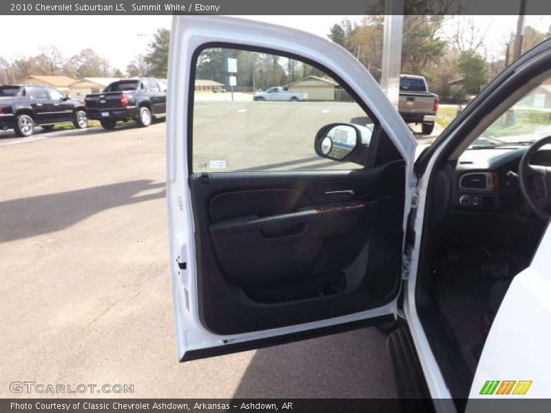 Summit White / Ebony 2010 Chevrolet Suburban LS