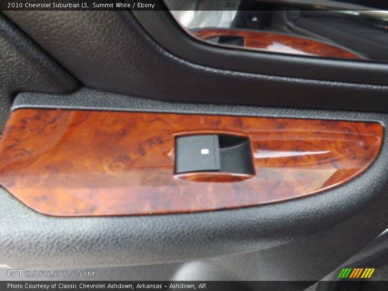 Summit White / Ebony 2010 Chevrolet Suburban LS