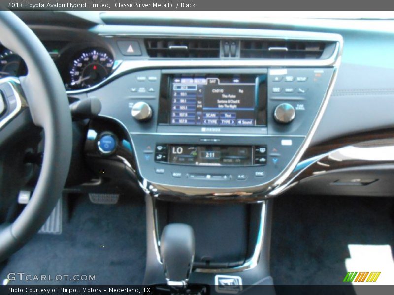 Classic Silver Metallic / Black 2013 Toyota Avalon Hybrid Limited
