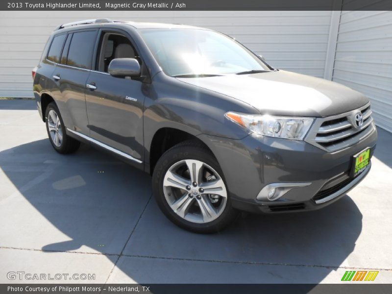 Magnetic Gray Metallic / Ash 2013 Toyota Highlander Limited