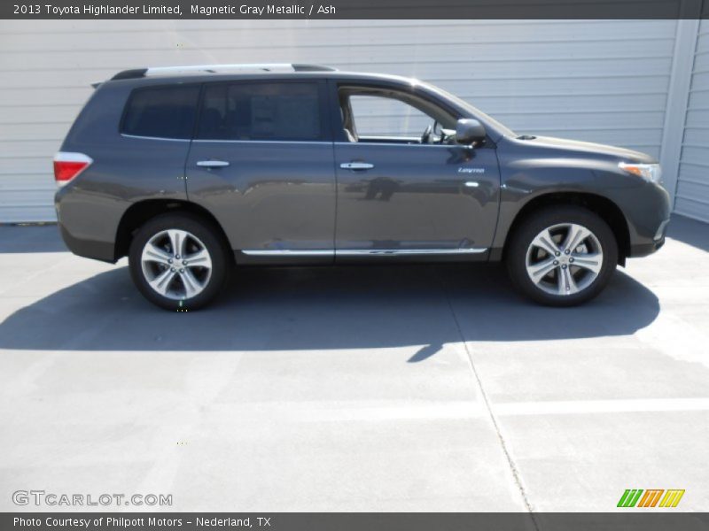 Magnetic Gray Metallic / Ash 2013 Toyota Highlander Limited
