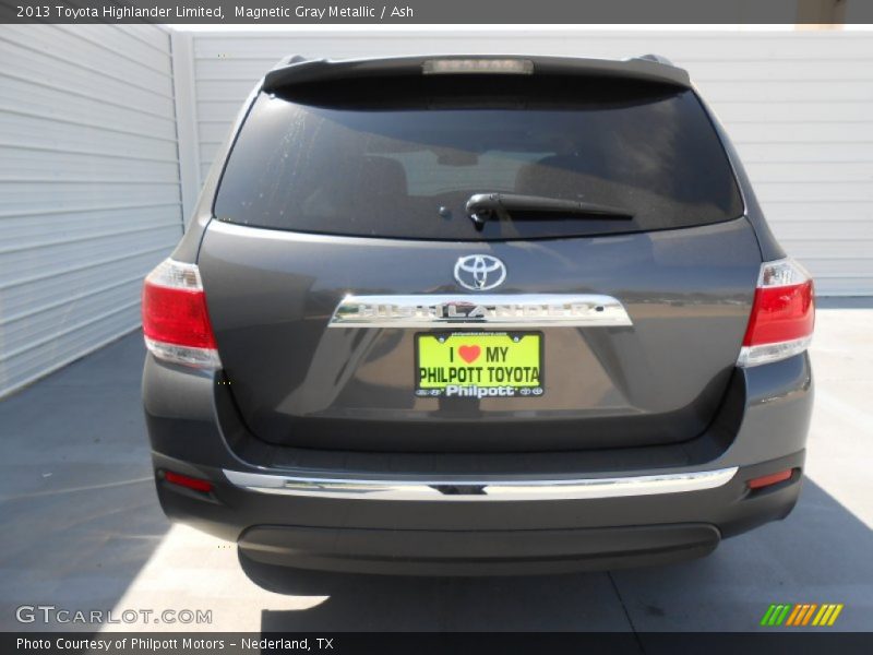 Magnetic Gray Metallic / Ash 2013 Toyota Highlander Limited