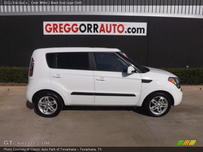 Clear White / Black Soul Logo Cloth 2011 Kia Soul +