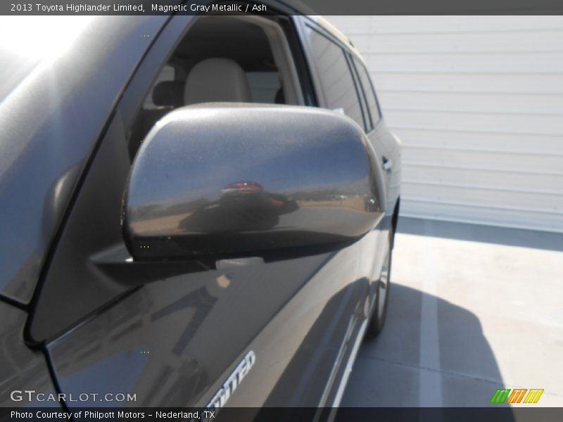 Magnetic Gray Metallic / Ash 2013 Toyota Highlander Limited