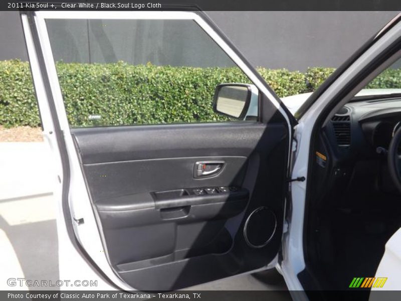 Clear White / Black Soul Logo Cloth 2011 Kia Soul +