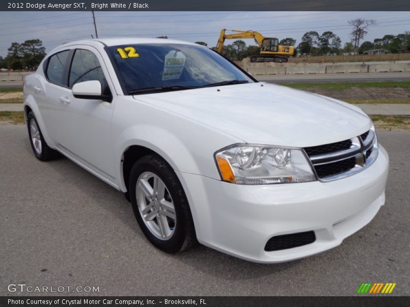Bright White / Black 2012 Dodge Avenger SXT