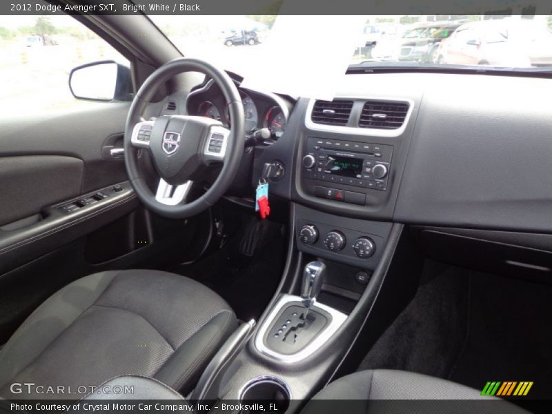 Bright White / Black 2012 Dodge Avenger SXT