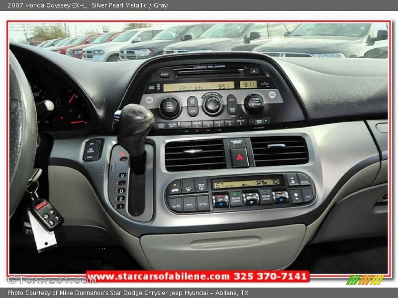 Silver Pearl Metallic / Gray 2007 Honda Odyssey EX-L