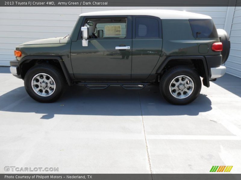 Army Green / Dark Charcoal 2013 Toyota FJ Cruiser 4WD