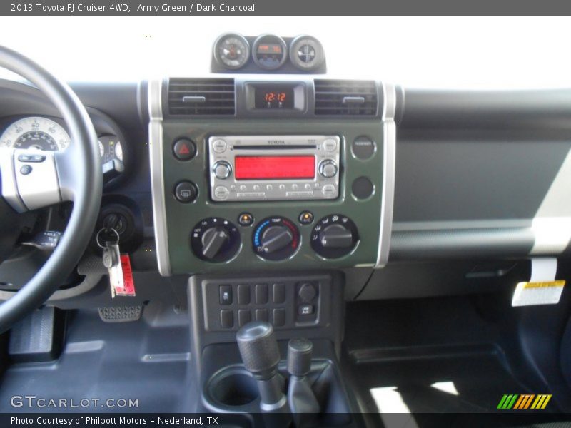 Army Green / Dark Charcoal 2013 Toyota FJ Cruiser 4WD