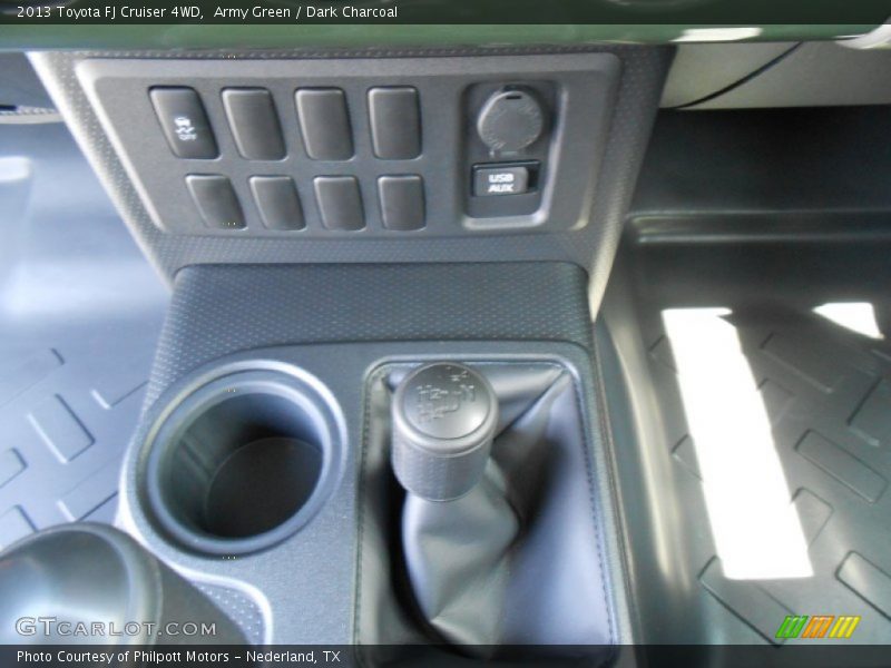 Army Green / Dark Charcoal 2013 Toyota FJ Cruiser 4WD