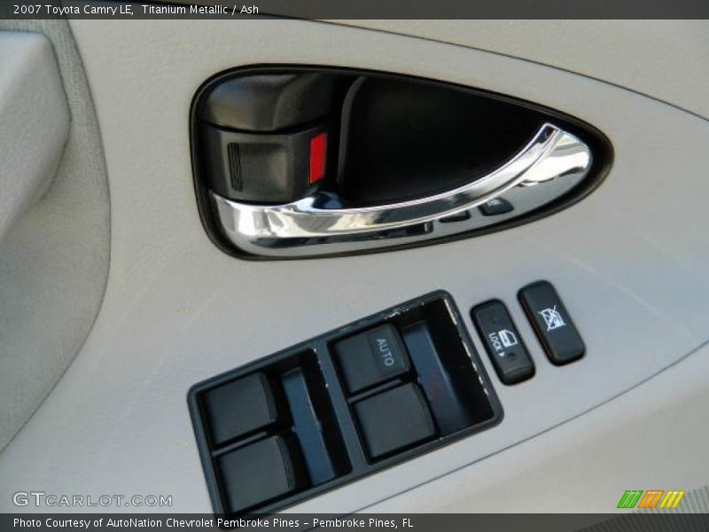 Titanium Metallic / Ash 2007 Toyota Camry LE