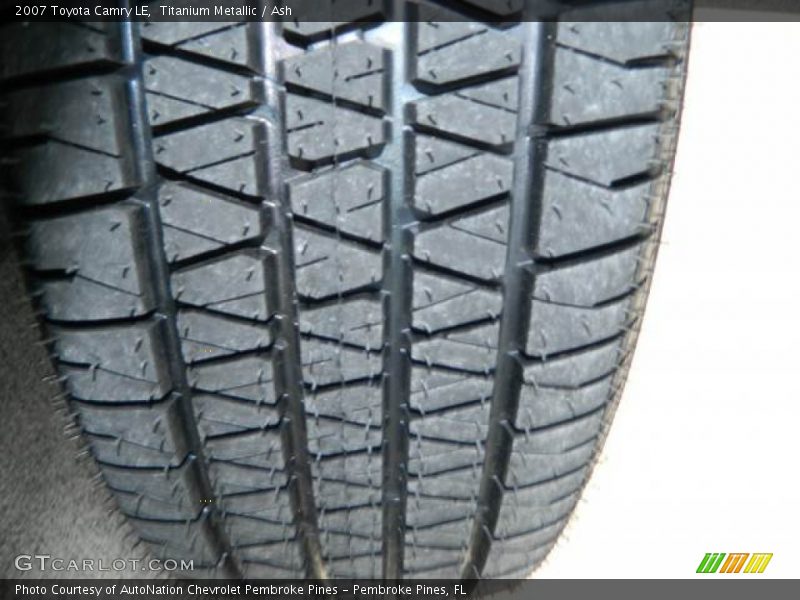 Titanium Metallic / Ash 2007 Toyota Camry LE