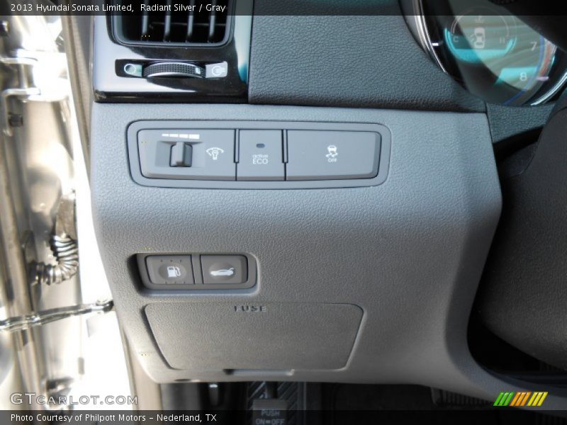 Radiant Silver / Gray 2013 Hyundai Sonata Limited