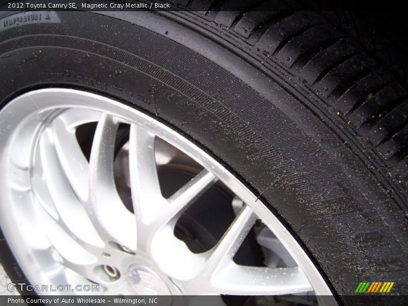Magnetic Gray Metallic / Black 2012 Toyota Camry SE