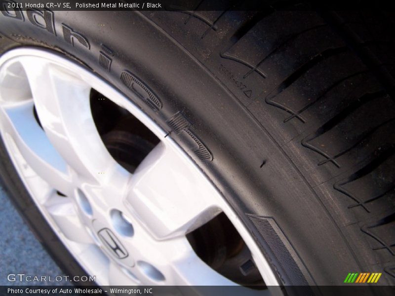 Polished Metal Metallic / Black 2011 Honda CR-V SE