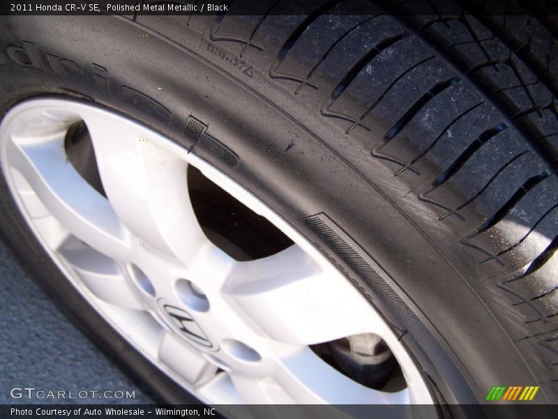 Polished Metal Metallic / Black 2011 Honda CR-V SE