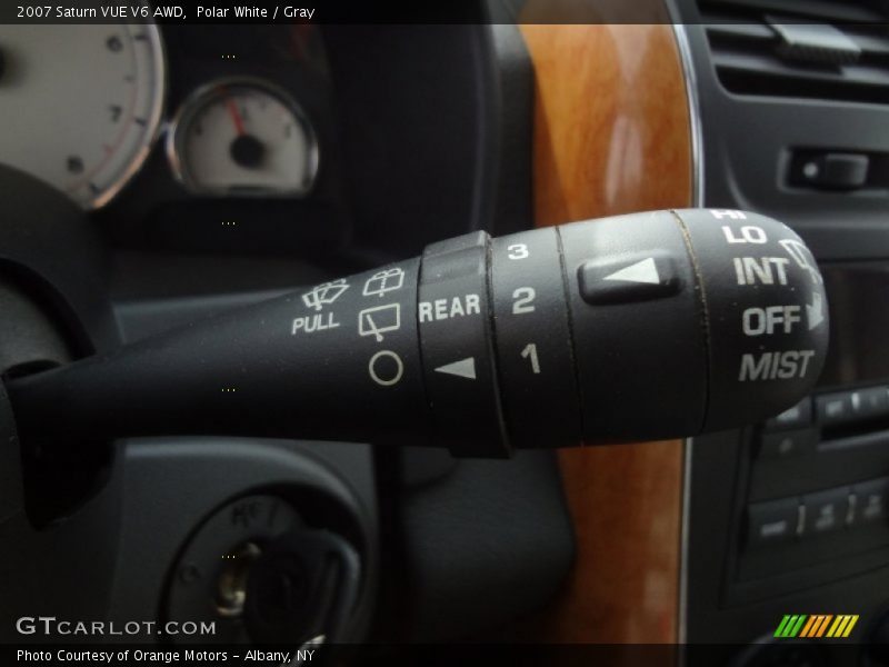 Polar White / Gray 2007 Saturn VUE V6 AWD