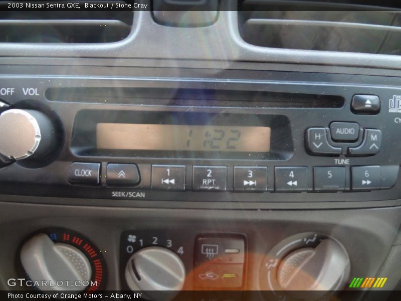 Blackout / Stone Gray 2003 Nissan Sentra GXE