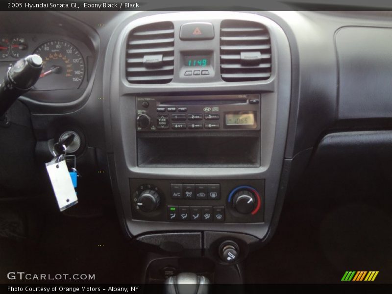 Ebony Black / Black 2005 Hyundai Sonata GL