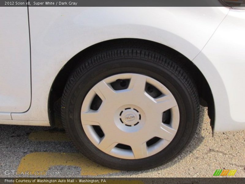 Super White / Dark Gray 2012 Scion xB
