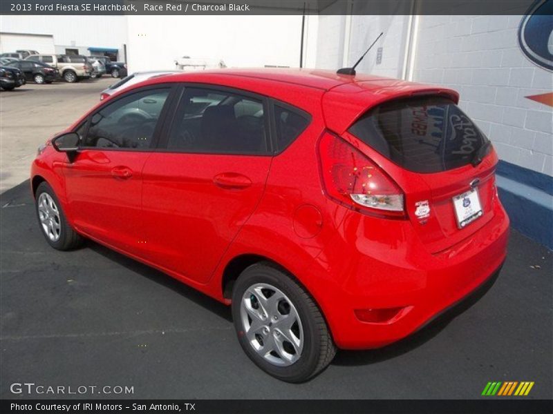 Race Red / Charcoal Black 2013 Ford Fiesta SE Hatchback