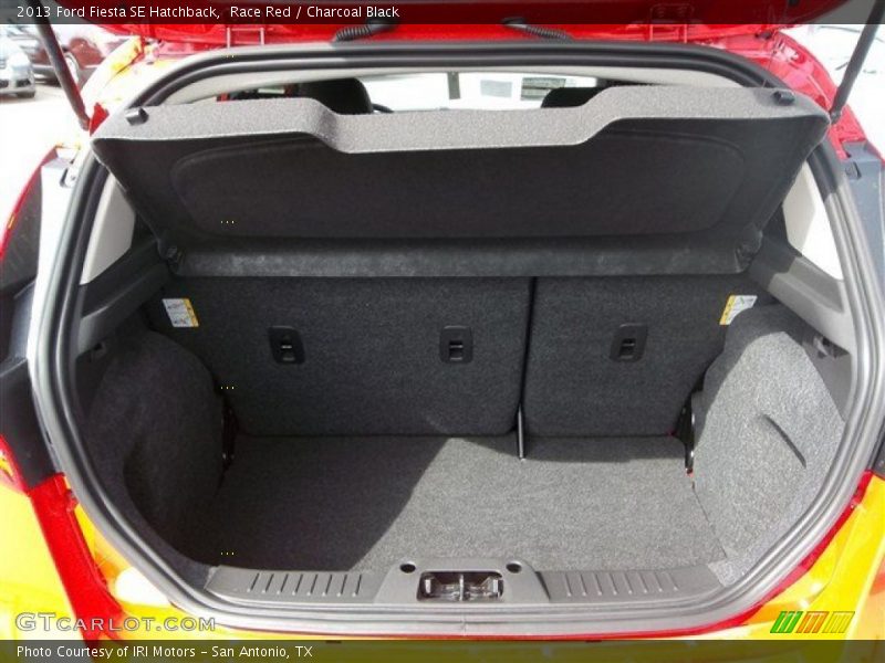 Race Red / Charcoal Black 2013 Ford Fiesta SE Hatchback